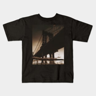 Manhattan Bridge Reflection Kids T-Shirt